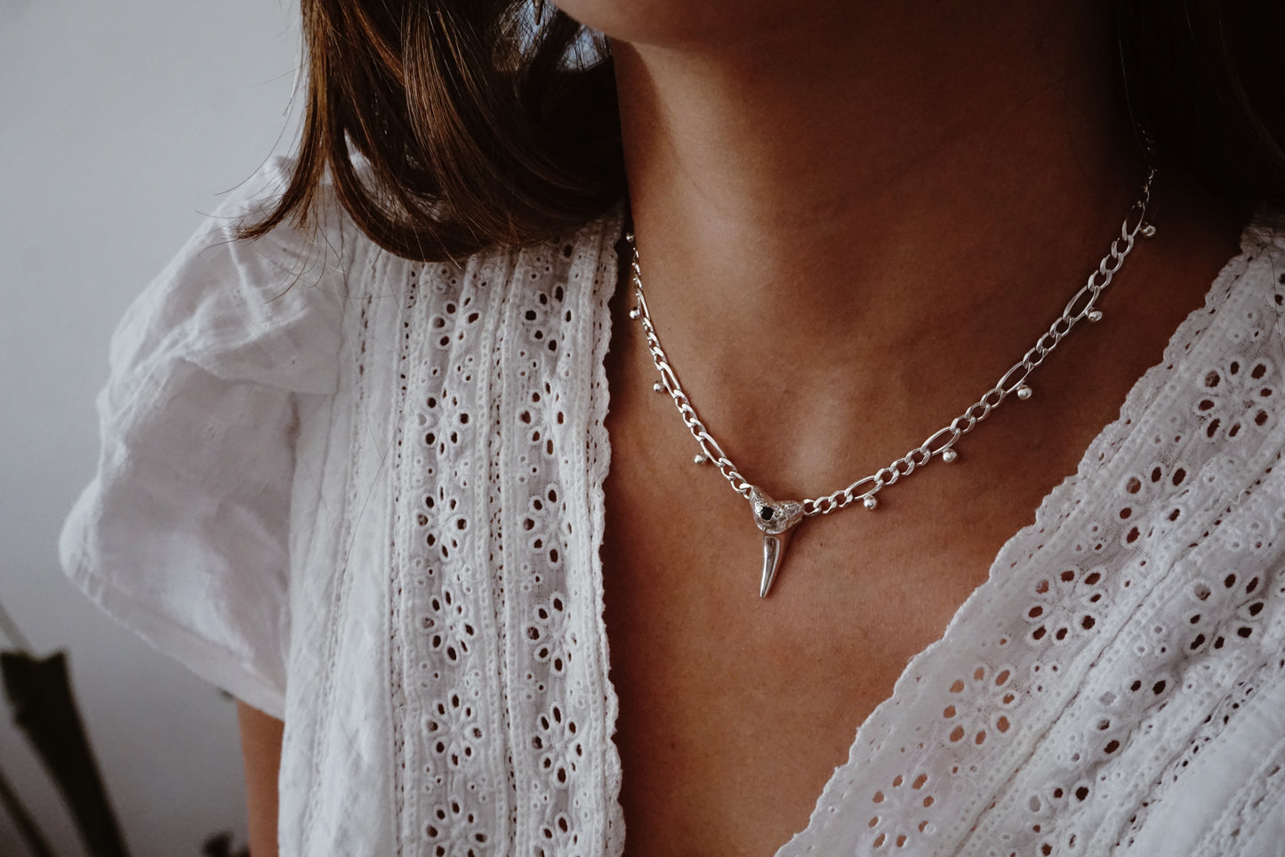 Choker colmillo